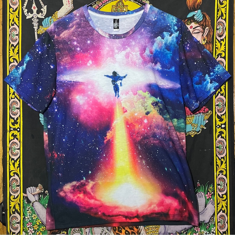 Imaginary Foundation T shirt Men’s Medium